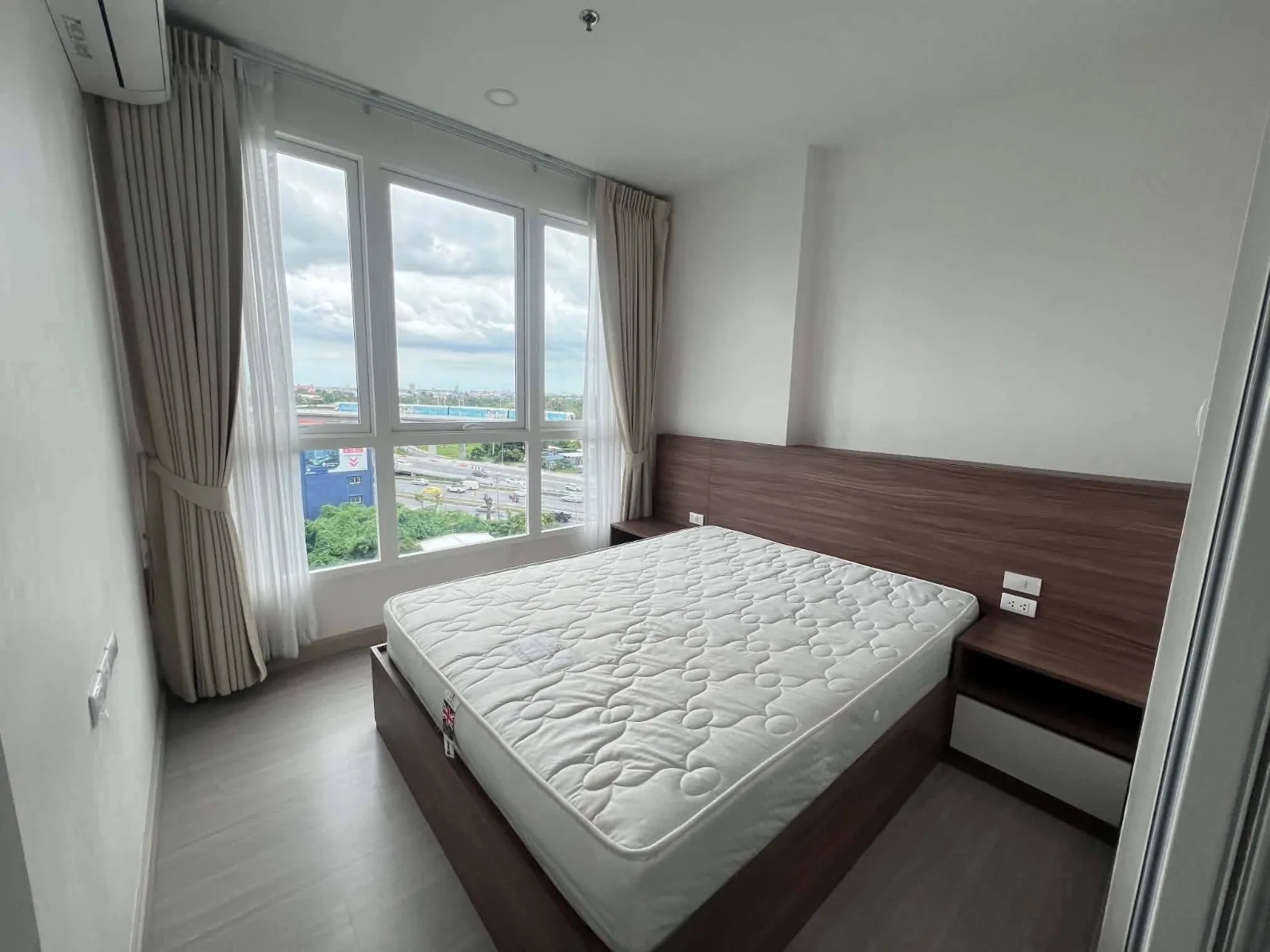 ให้เช่า Supalai Loft สาทร–ราชพฤกษ์ — รูปที่ 4 จาก 9