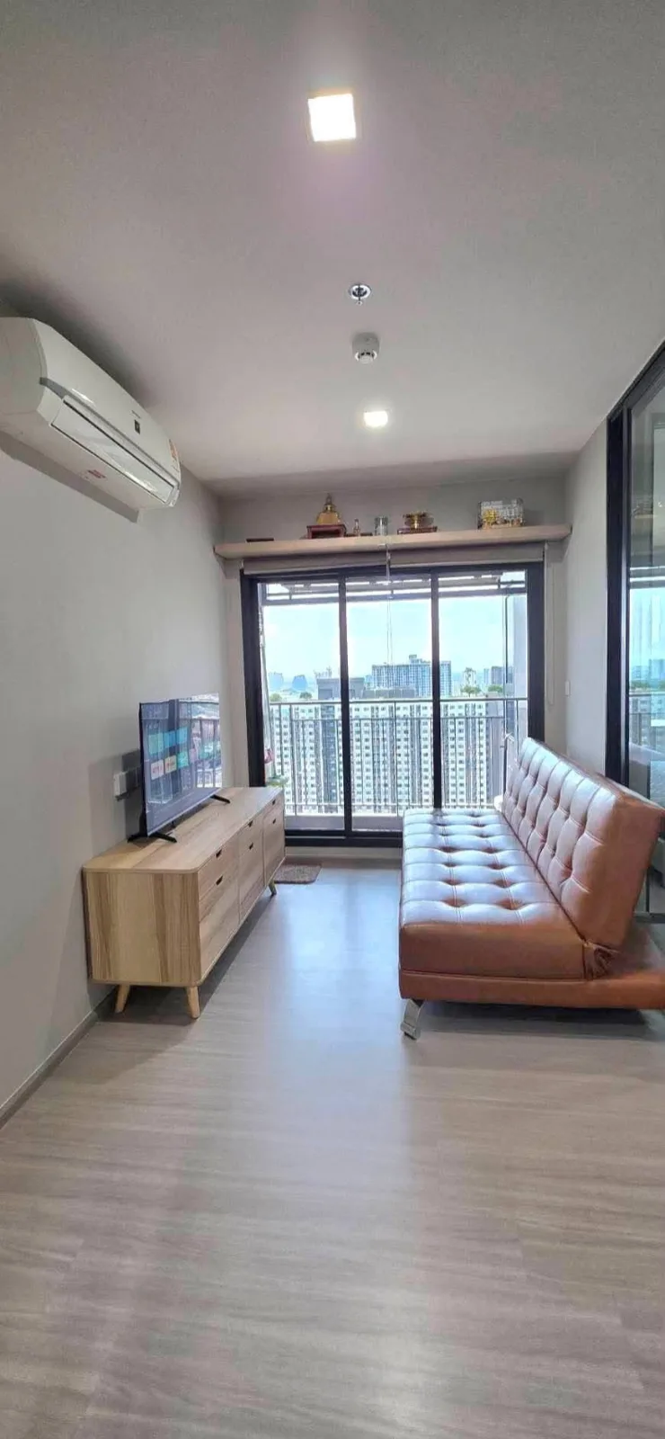 ให้เช่า LIFE SATHORN SIERRA – BTS ตลาดพลู — รูปที่ 2 จาก 8
