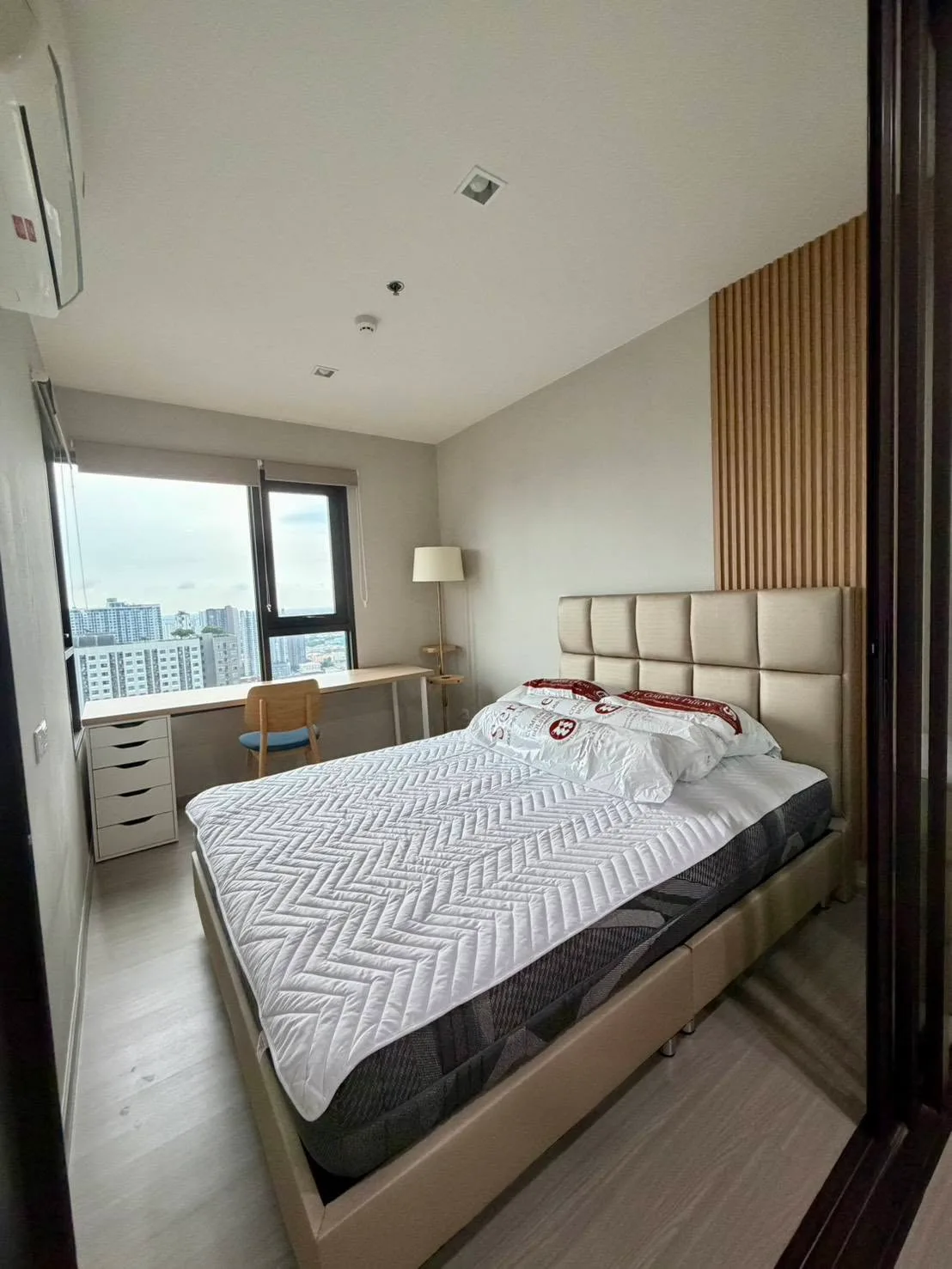 ให้เช่า LIFE SATHORN SIERRA – BTS ตลาดพลู — รูปที่ 1 จาก 8